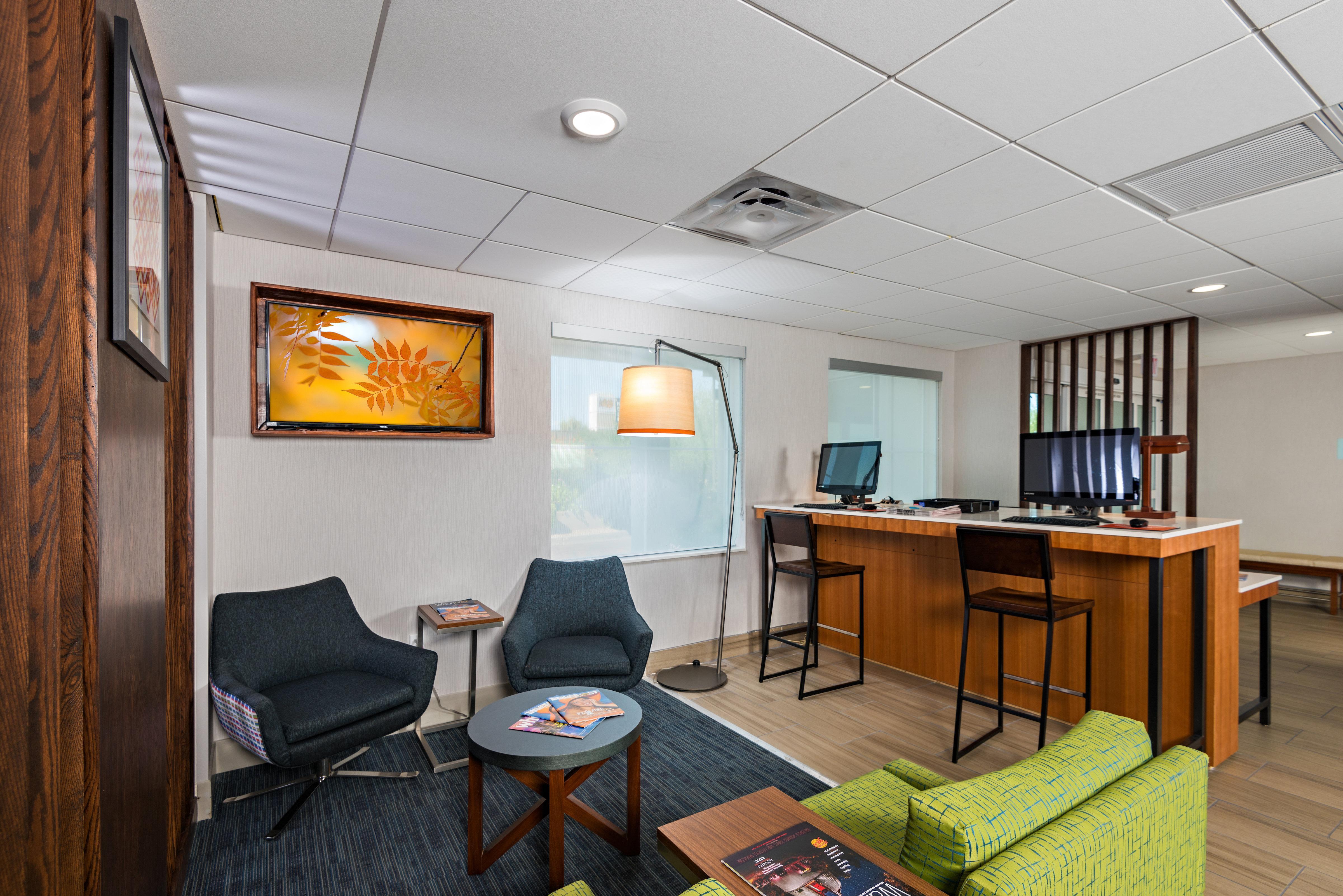 Holiday Inn Express Peoria North - Glendale By Ihg מראה חיצוני תמונה